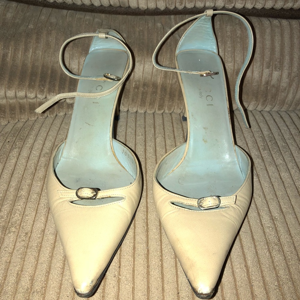 GUCCI | nude kitten heel with ankle strap
